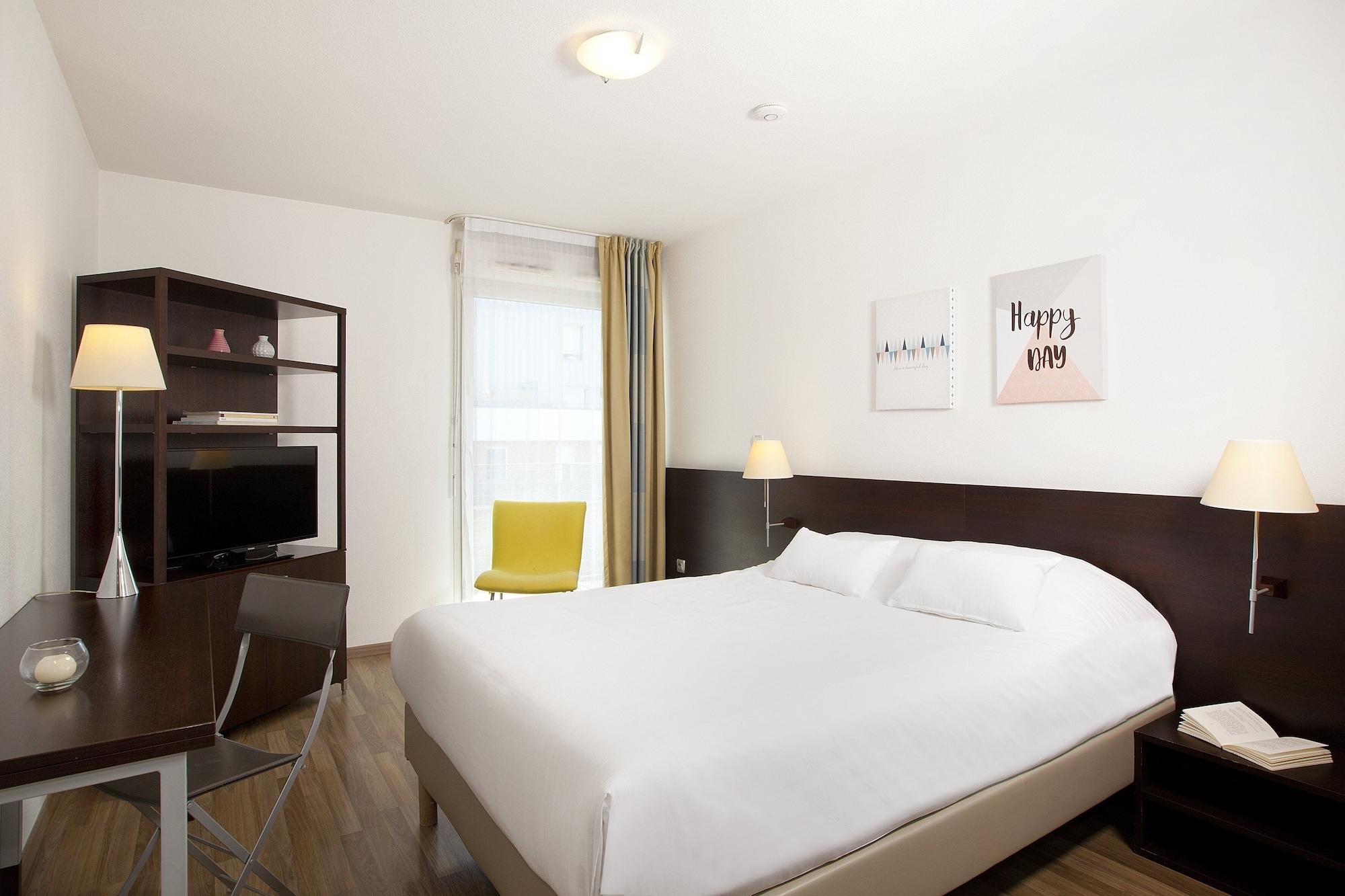 Residhome Nancy Lorraine Luaran gambar