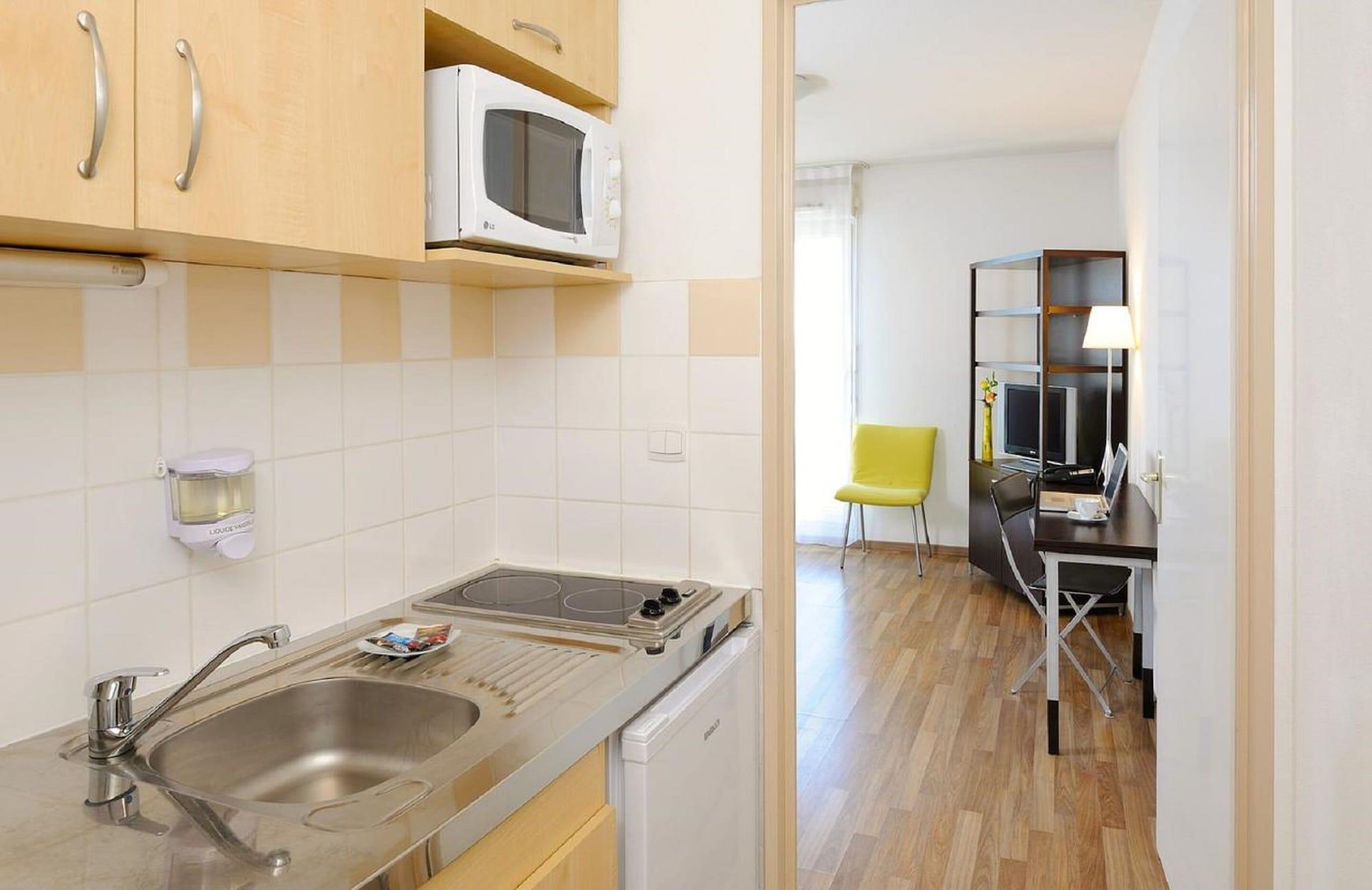 Residhome Nancy Lorraine Luaran gambar