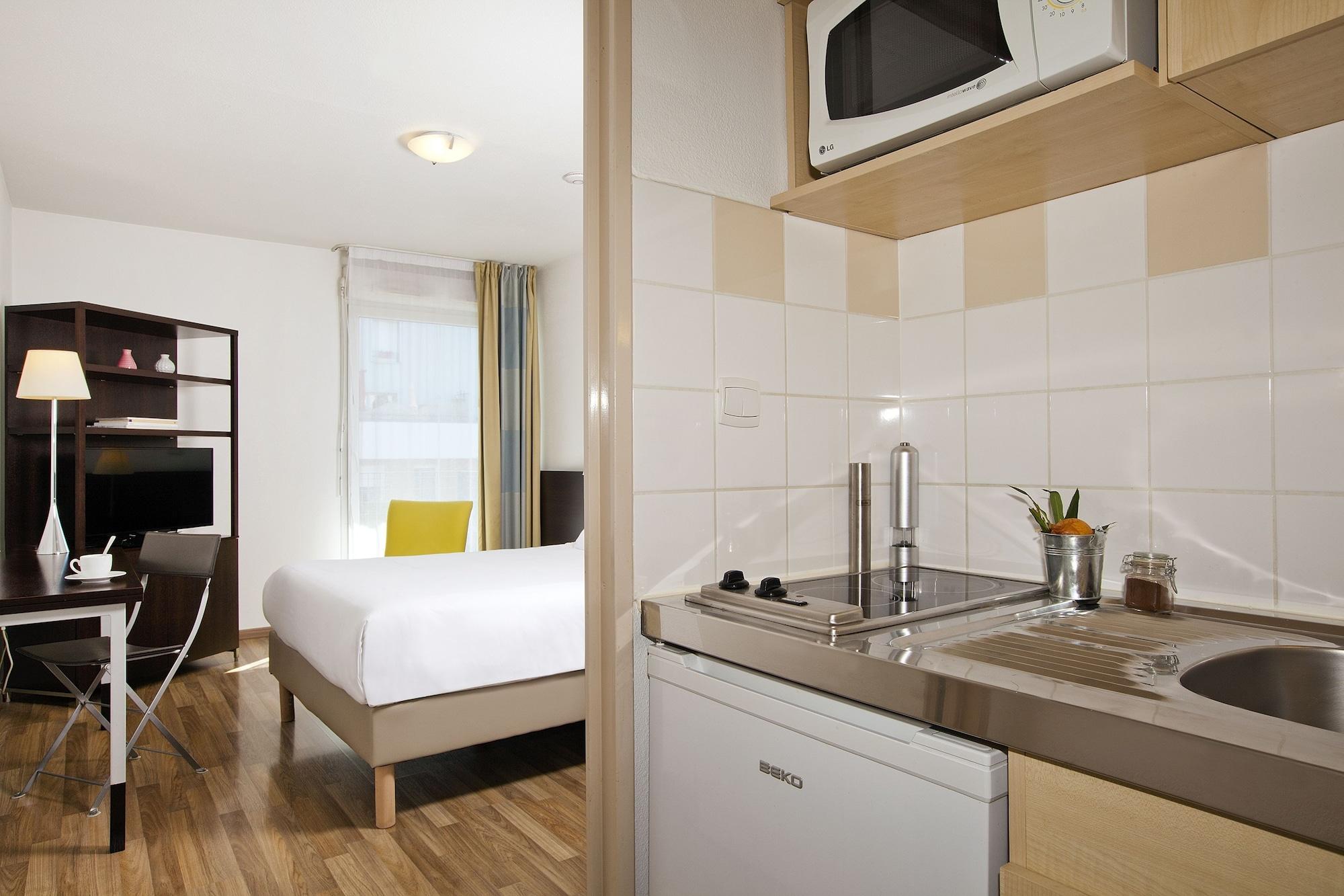 Residhome Nancy Lorraine Luaran gambar