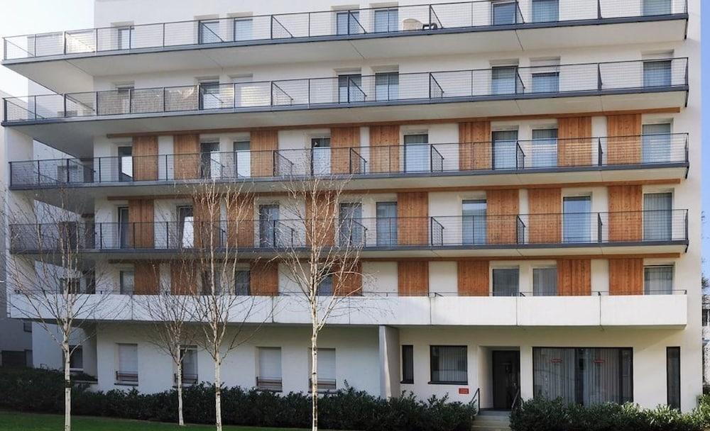 Residhome Nancy Lorraine Luaran gambar